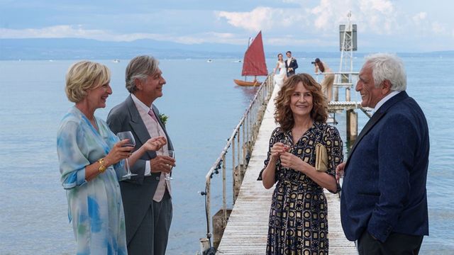 Una scena tratta dal film Amiamoci finché siamo vivi