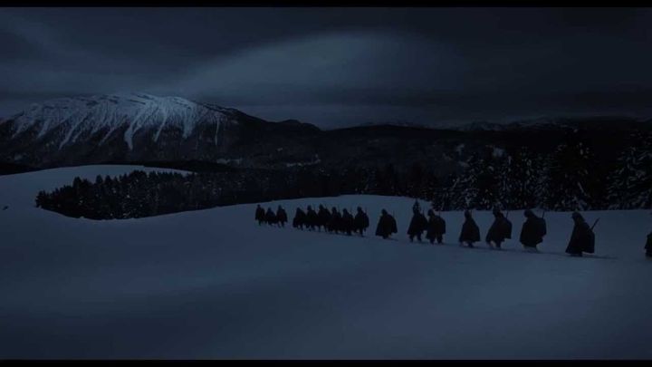 Una scena tratta dal film Torneranno i prati