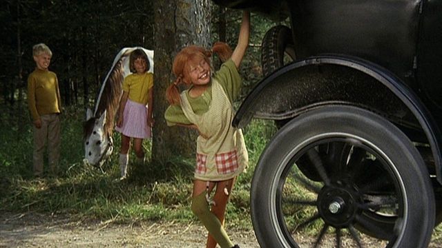 Una scena tratta dal film Pippi Calzelunghe e il tesoro di Capitan Kid
