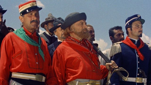 Una scena tratta dal film Viva l'Italia!