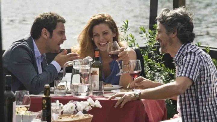 Una scena tratta dal film Ti sposo ma non troppo