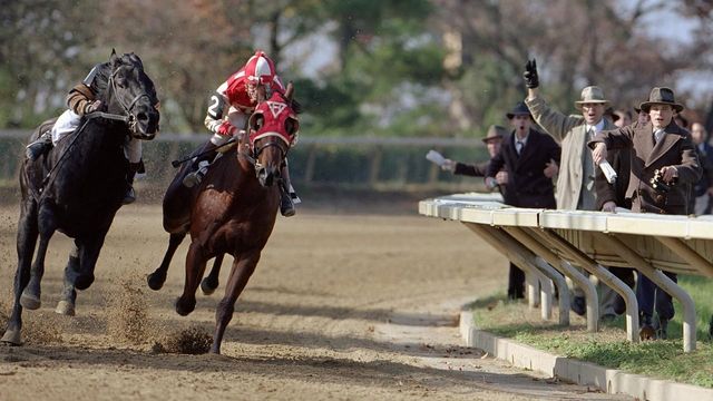 Una scena tratta dal film Seabiscuit - Un mito senza tempo