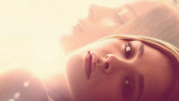 Una scena tratta dal film Resta anche domani