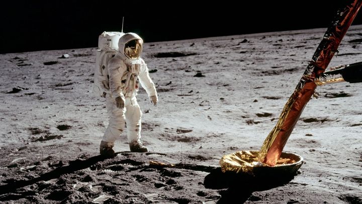 Una scena tratta dal film Apollo 11