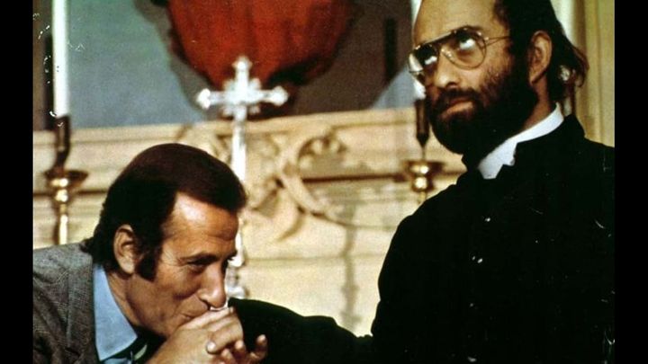 Una scena tratta dal film Il Santo Patrono