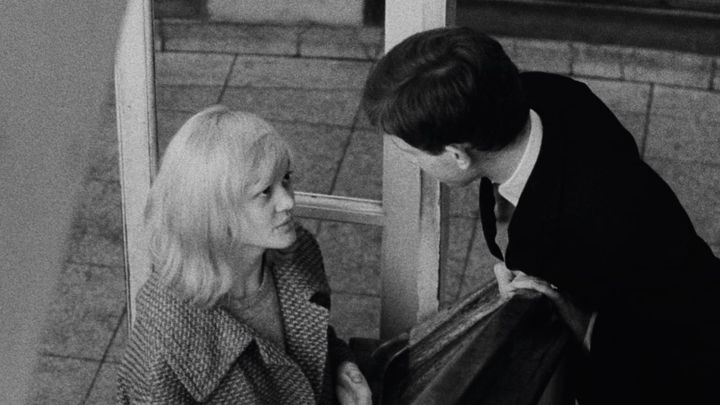 Una scena tratta dal film Gli amori di una bionda