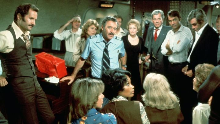 Una scena tratta dal film Airport'77