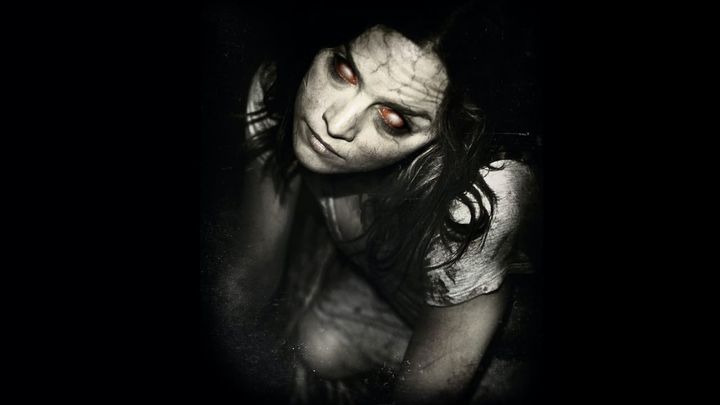 Una scena tratta dal film La stirpe del male