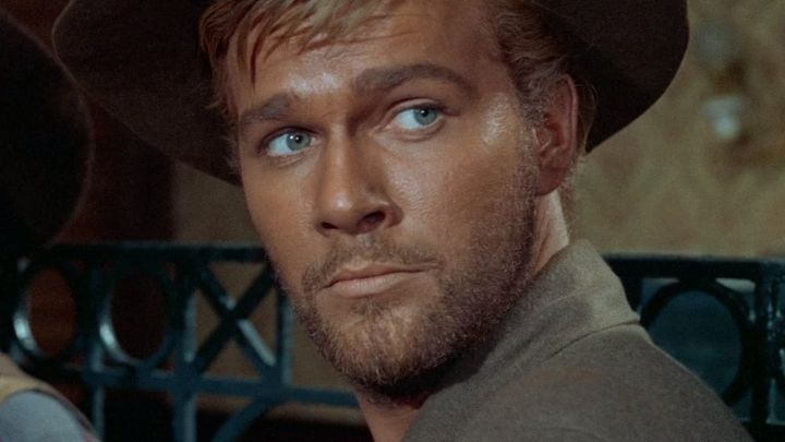 Una scena tratta dal film Django spara per primo