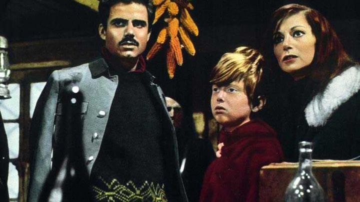 Una scena tratta dal film Rose rosse per il Führer