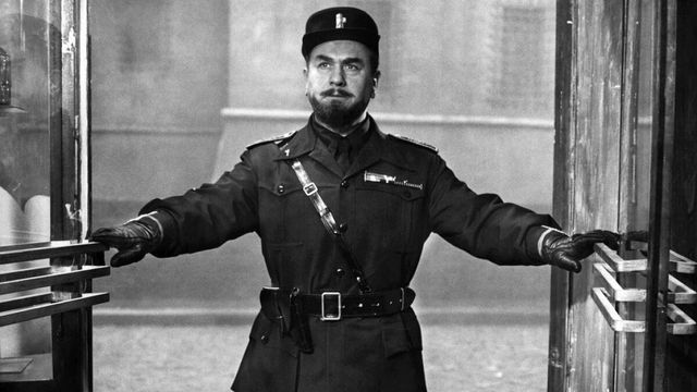 Una scena tratta dal film La lunga notte del '43