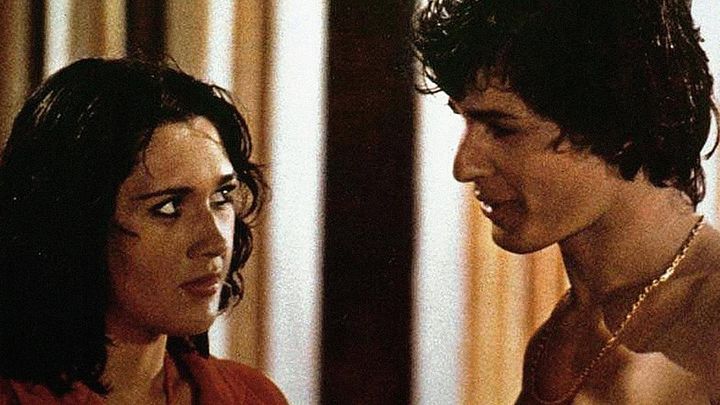 Una scena tratta dal film Senza Buccia