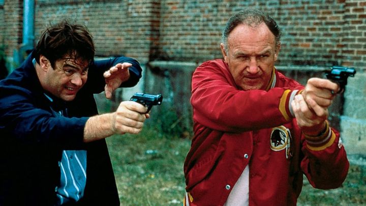 Una scena tratta dal film Poliziotti a due zampe