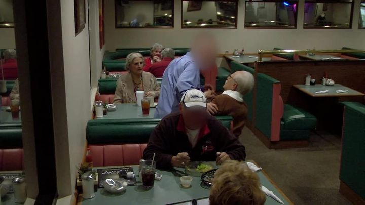 Una scena tratta dal film Jackass nonno cattivo .5