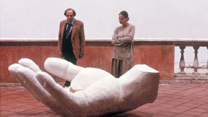 Una scena tratta dal film Codice privato