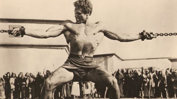 Una scena tratta dal film Il trionfo di Maciste