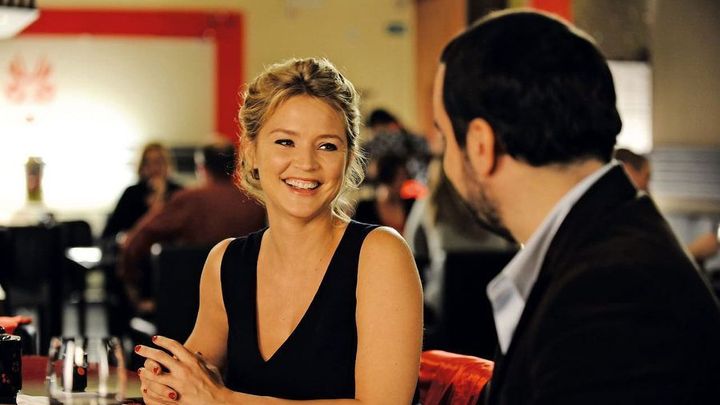 Una scena tratta dal film Per sfortuna che ci sei