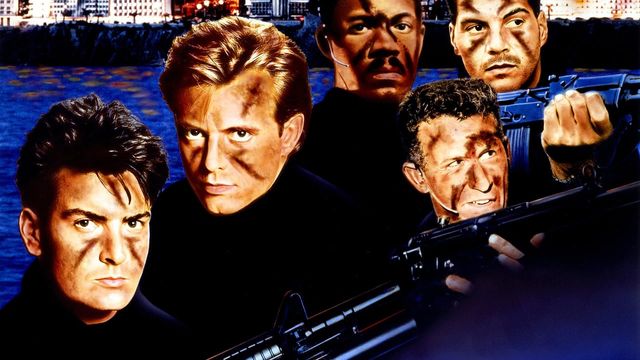 Una scena tratta dal film Navy Seals - Pagati per morire