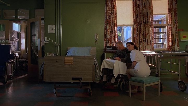 Una scena tratta dal film Per amore... dei soldi