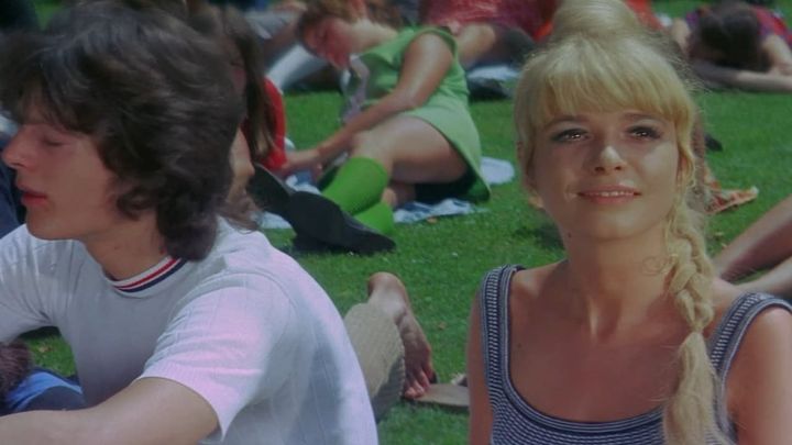 Una scena tratta dal film Sesso a domicilio