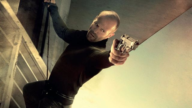 Una scena tratta dal film The Mechanic - Professione assassino
