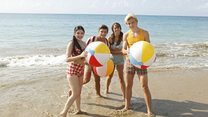 Una scena tratta dal film Teen Beach Movie