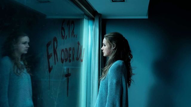Una scena tratta dal film The Calendar Killer