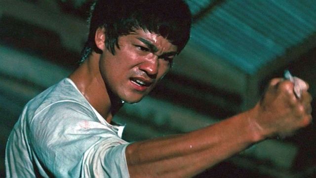 Una scena tratta dal film Il furore della Cina colpisce ancora