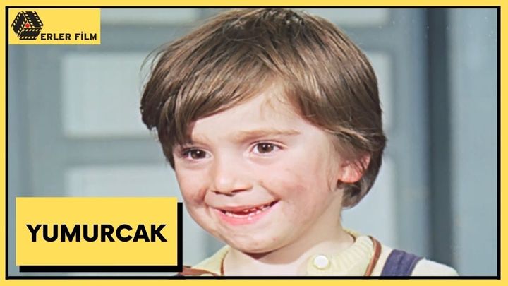 Una scena tratta dal film Yumurcak Küçük Şahit