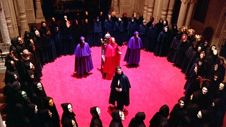 Una scena tratta dal film Eyes Wide Shut