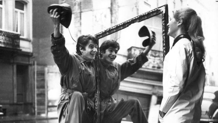 Una scena tratta dal film Il vergine