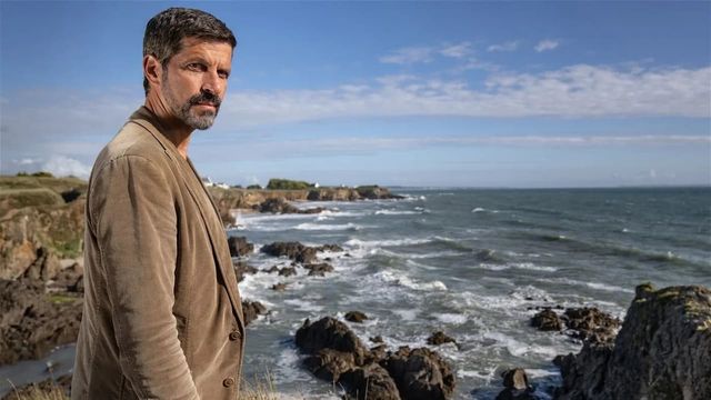 Una scena tratta dal film Il commissario Dupin - Clima bizzarro