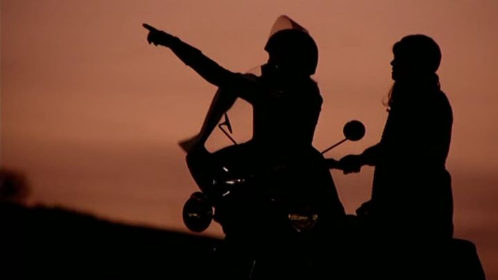 Una scena tratta dal film Qui comincia l'avventura