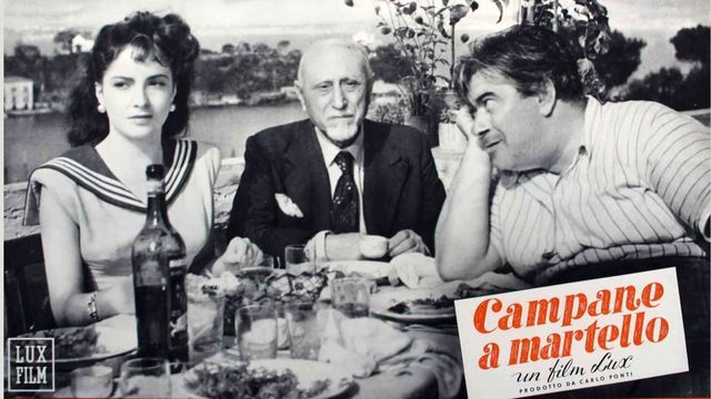 Una scena tratta dal film Campane a martello