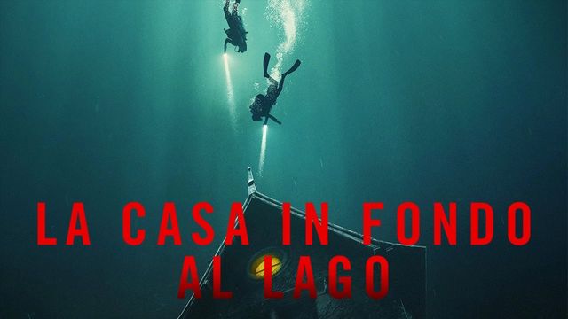 Una scena tratta dal film La casa in fondo al lago