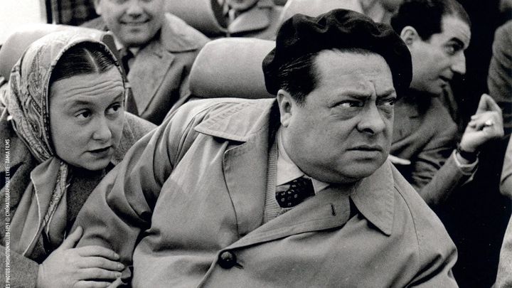 Una scena tratta dal film Parigi è sempre Parigi