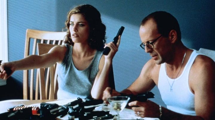 Una scena tratta dal film FBI: Protezione testimoni