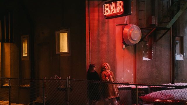 Una scena tratta dal film Eileen