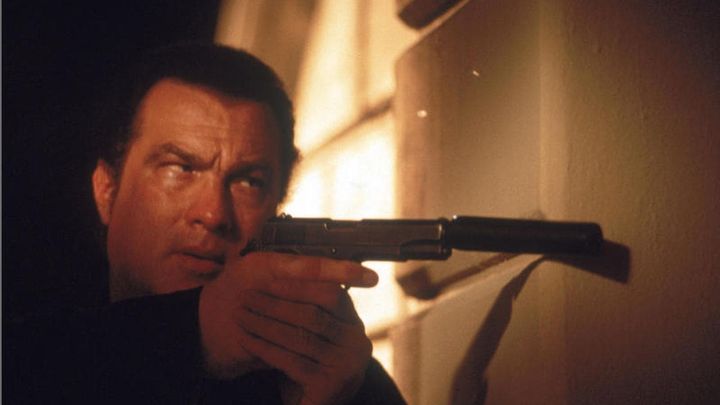 Una scena tratta dal film Belly of the Beast - Ultima missione