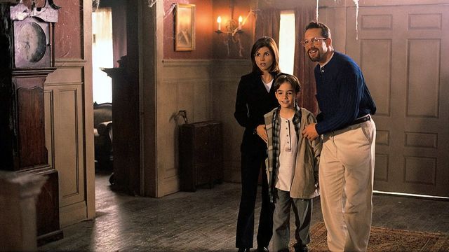 Una scena tratta dal film Casper - Un fantasmagorico inizio