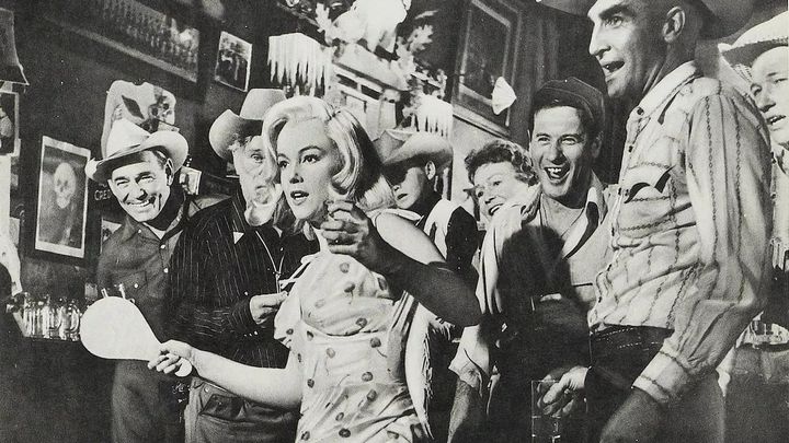 Una scena tratta dal film Gli spostati