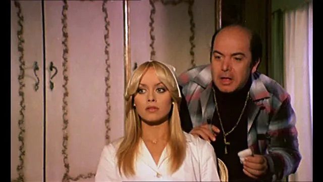 Una scena tratta dal film L'infermiera di notte