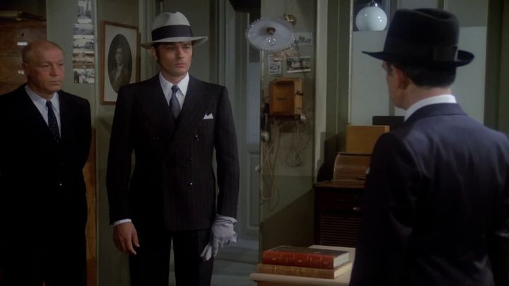 Una scena tratta dal film Borsalino & co.