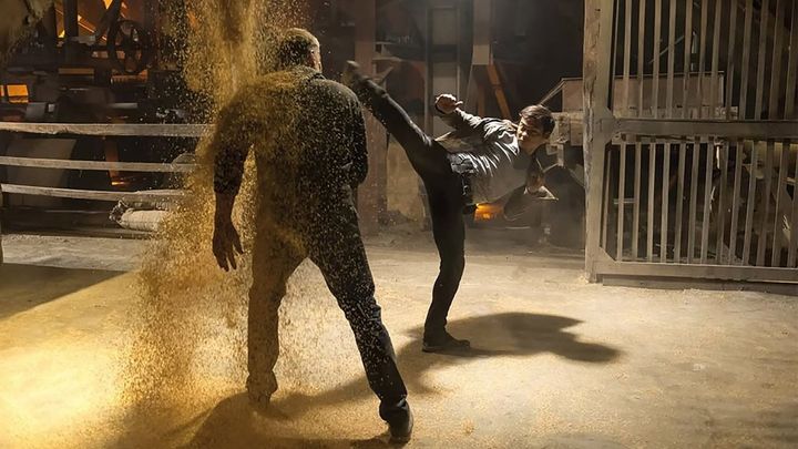 Una scena tratta dal film Skin Trade: Merce umana
