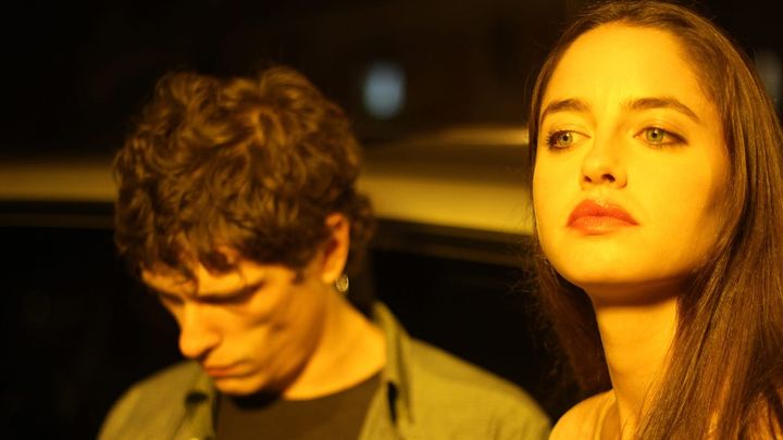 Una scena tratta dal film 2night