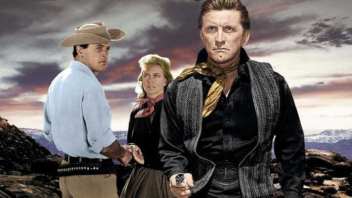 Una scena tratta dal film L'occhio caldo del cielo