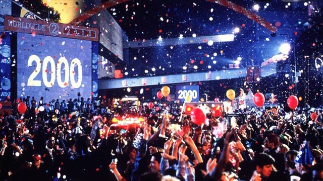 Una scena tratta dal film Strange Days