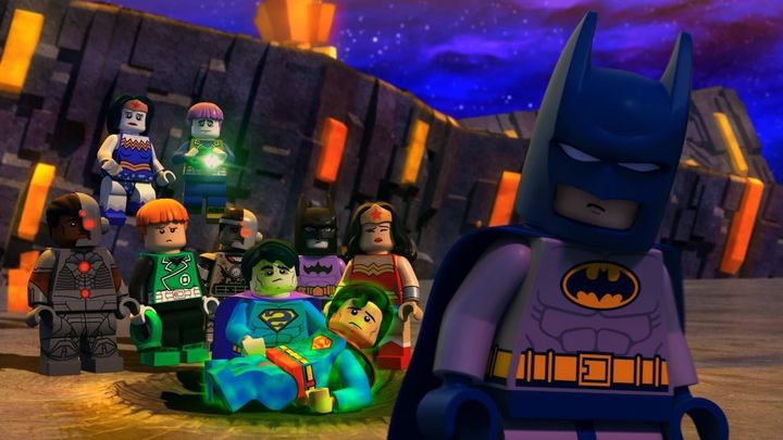 Una scena tratta dal film LEGO - DC Super Heroes: Justice League vs. Bizarro League