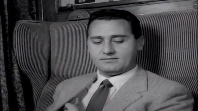 Una scena tratta dal film Lo scapolo