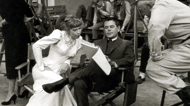 Una scena tratta dal film La legge del più forte